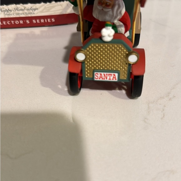 1993 Happy Haul-idays Hallmark Ornament Series Here Comes Santa #15 - Picture 2 of 8